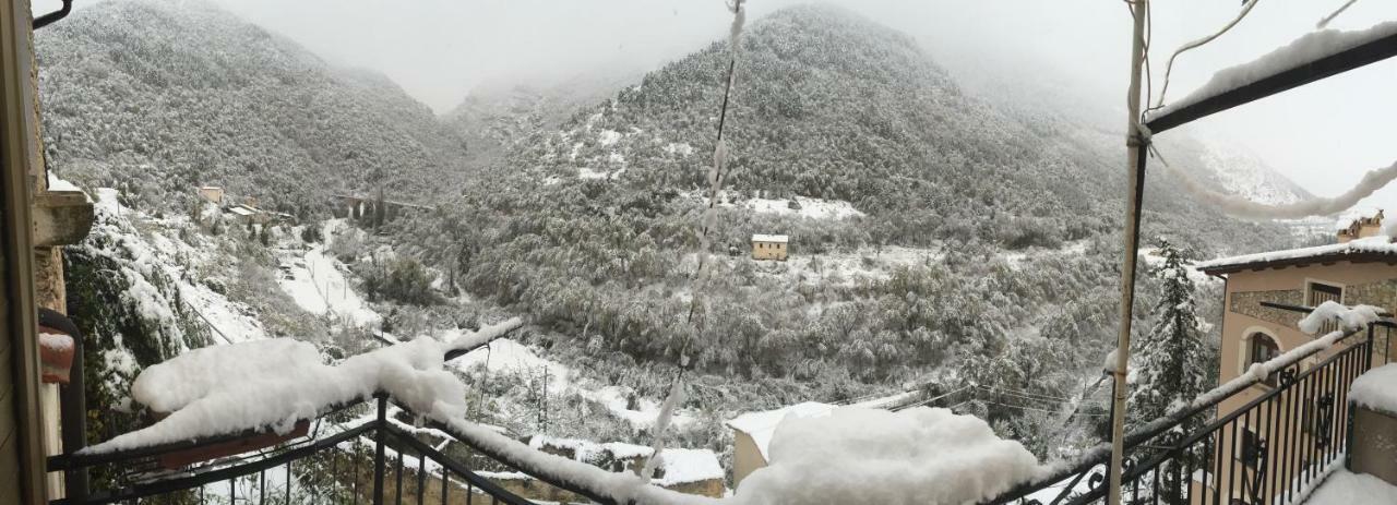 Casa Ai Piedi Della Riserva Naturale Pettorano sul Gizio Exteriér fotografie