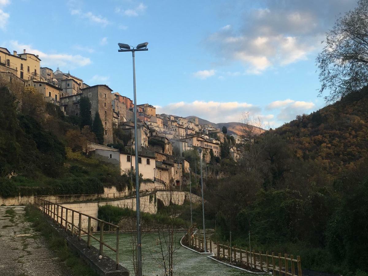Casa Ai Piedi Della Riserva Naturale Pettorano sul Gizio Exteriér fotografie